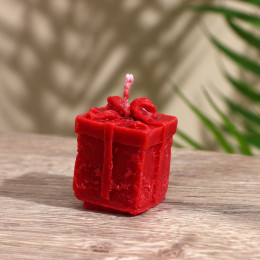 Свеча новогодняя «Коробочка с бантиком», 3.5×3.5×4 см, соевый воск
